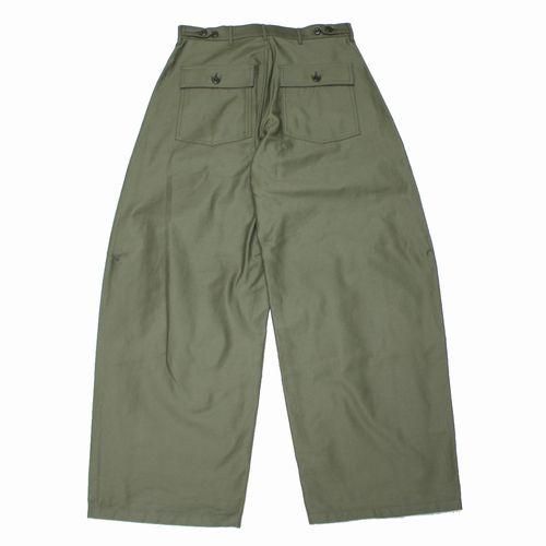 HYKE ハイク 25AW BACK SATIN BARREL―LEG PANTS バックサテン バレル