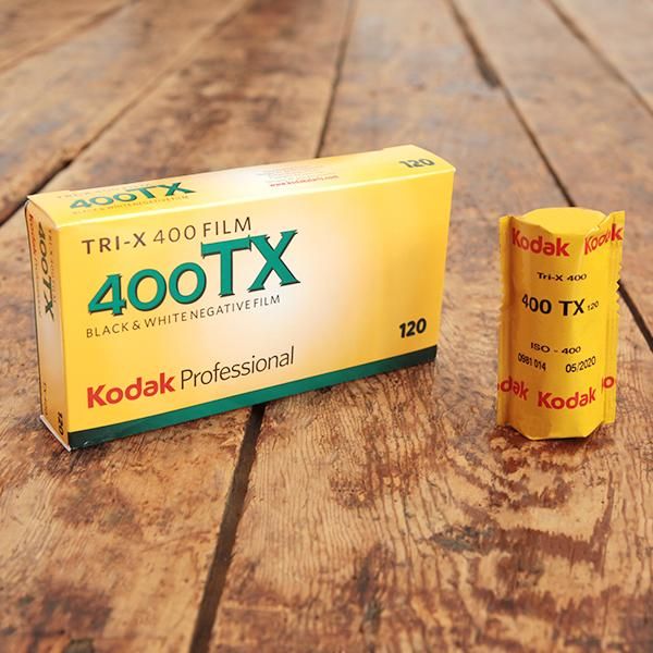 宇宙の香り 新品未使用コダック400TX ブローニー 中判用フィルム