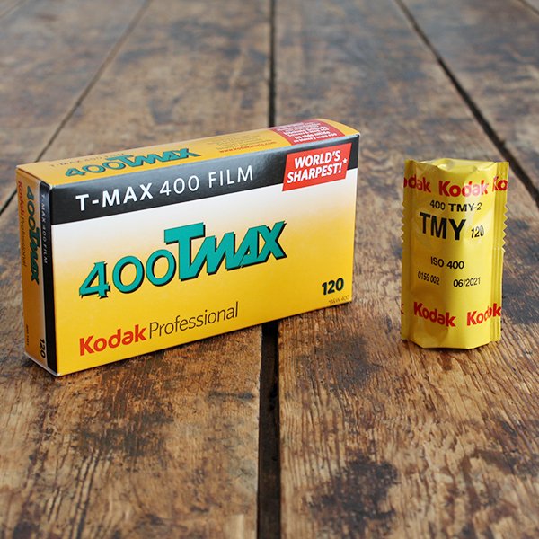 120（ブローニー）フィルム「Kodak T-MAX400」｜120mmフィルムmonogram 