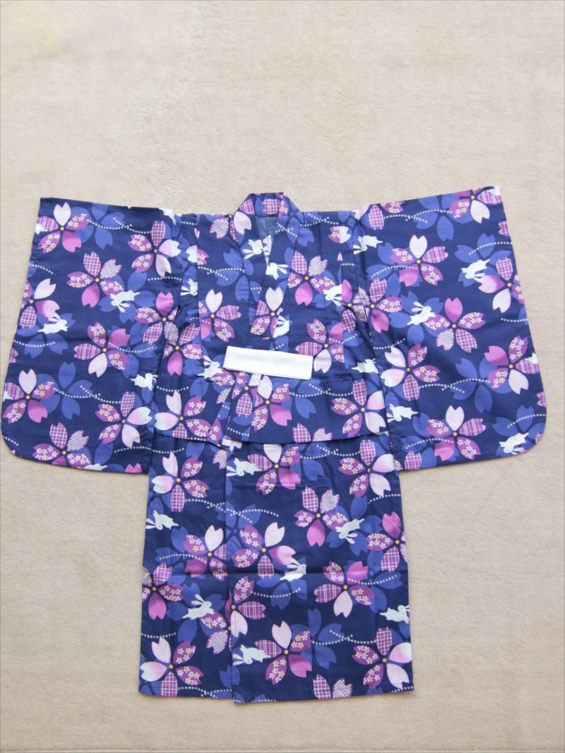 子供浴衣(3,4才) SY-32 紫地・桜柄 - 着物・浴衣の反物/教材用浴衣生地 子供浴衣(3,4才) SY-32 紫地・桜柄 - 着物・浴衣の反物/教材用浴衣生地