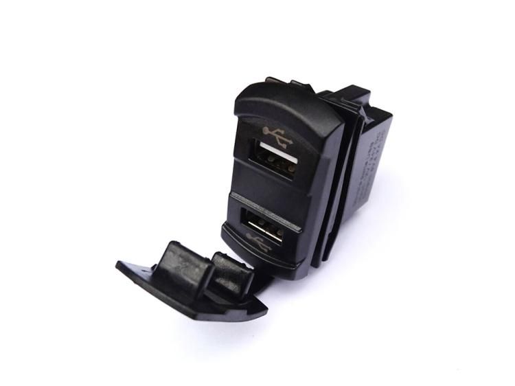 汎用 2usbポート 充電器 青led電圧計付 12 24v車に 5v 2 1a スイッチホールカバー 車載 増設usbポート 約48mm 24mm バイクパーツ バイク用品 カー用品 自動車パーツ通 汎用 2usbポート 充電器 青led電圧計付 12 24v車に 5v 2 1a スイッチホールカバー 車載 増設usbポート 約48mm 24mm バイクパーツ バイク用品 カー用品 自動車パーツ通