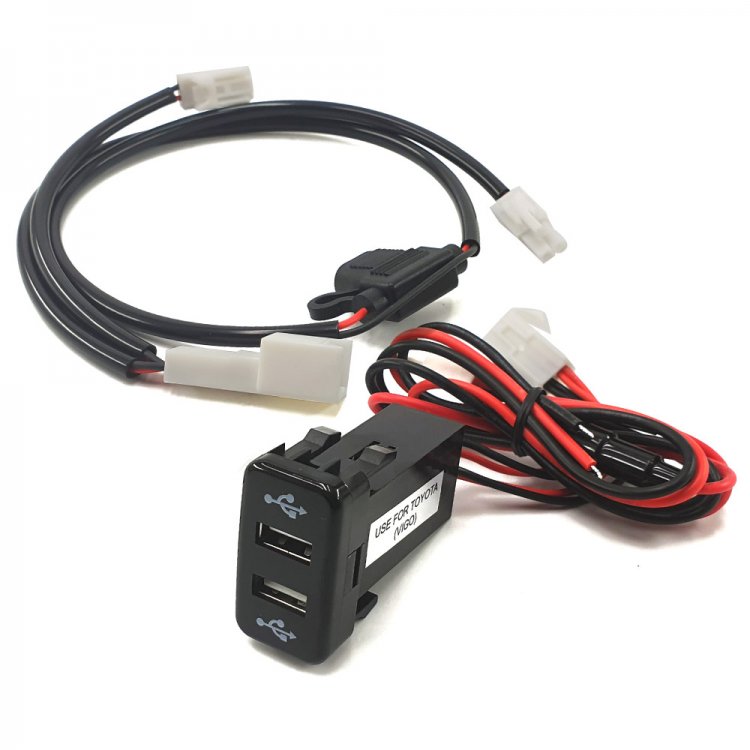 トヨタ 2USBポート シガーソケットから電源取出カプラ USB電源供給 5V