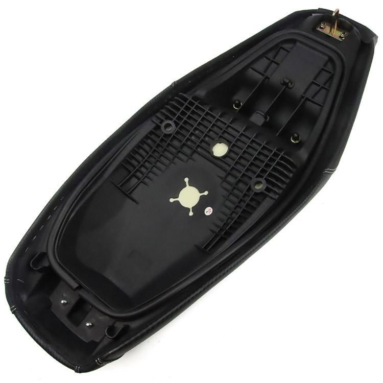 ADV160 カスタムシート カーボン柄 未使用 ホンダ対応 ADV160(KF54)用 黒レザー調&カーボン調 カスタム