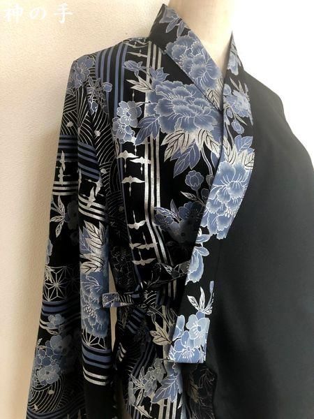 クールかっこいい レディース和柄フレア袖羽織 黒に青花シルバー 手作り子供服 和柄服の通販店 神の手 クールかっこいい レディース和柄フレア袖羽織 黒に青花シルバー 手作り子供服 和柄服の通販店 神の手