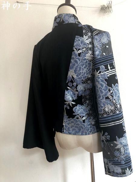クールかっこいい レディース和柄フレア袖羽織 黒に青花シルバー 手作り子供服 和柄服の通販店 神の手 クールかっこいい レディース和柄フレア袖羽織 黒に青花シルバー 手作り子供服 和柄服の通販店 神の手