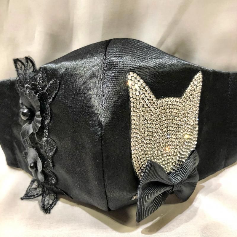猫フェイスラインストーン 黒お花レース 和柄立体型マスク 不織布内蔵 Lサイズ 手作り和柄服の通販店 神の手 猫フェイスラインストーン 黒お花レース 和柄立体型マスク 不織布内蔵 Lサイズ 手作り和柄服の通販店 神の手
