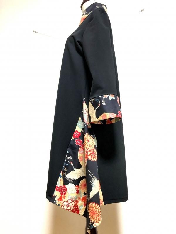 即納 和柄着物襟風アシンメトリーワンピース 黒 鶴花 2l 3l 手作り子供服の通販店 神の手 即納 和柄着物襟風アシンメトリーワンピース 黒 鶴花 2l 3l 手作り子供服の通販店 神の手