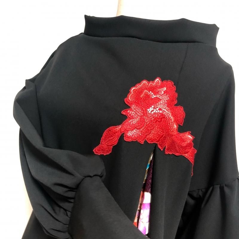 和柄振袖着物リメイクワンピースドレス ボリューム袖 黒×赤花