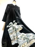 【即納】和柄　留袖着物リメイク　アシンメトリータックワンピースドレス　黒にクール銀糸鶴