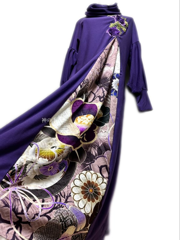 秋冬 和柄 振袖着物リメイク ワンピースドレス 上質やわらか紫ニット