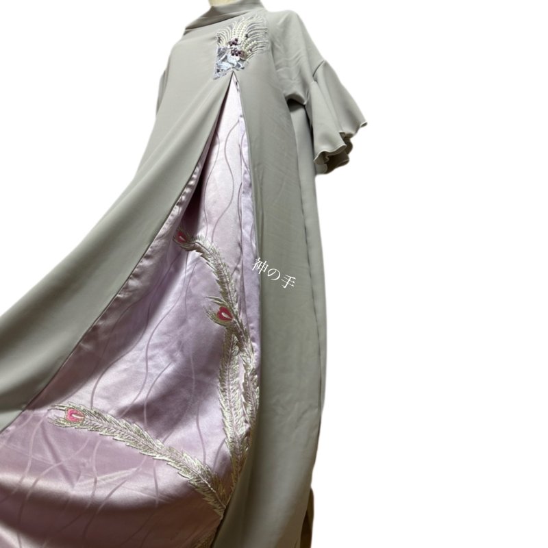 和柄 振袖着物リメイク ワンピースドレス アイスグレー×薄紫に銀糸刺繍 ...