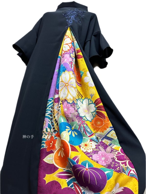和柄 振袖着物リメイク ワンピースドレス 濃紺×紫辛子色に橘や桜