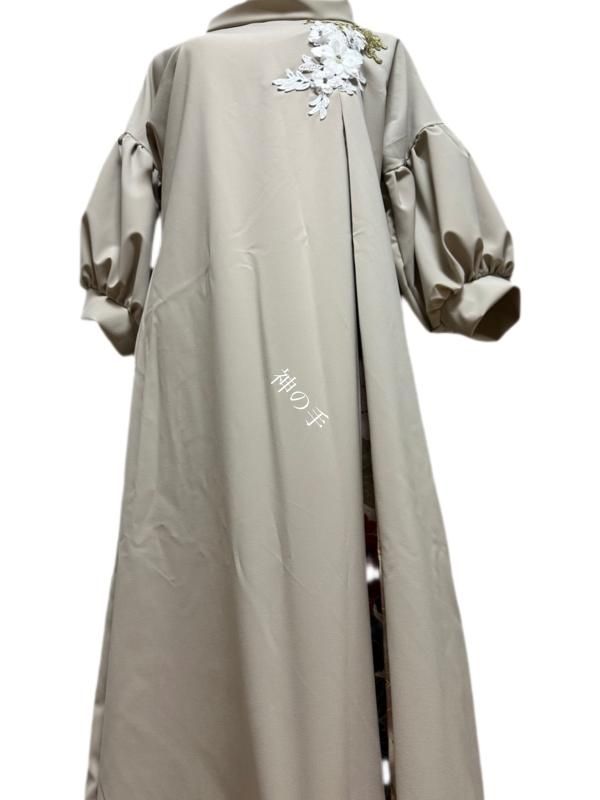 振袖　着物リメイク　ドレス　和柄　ワンピース　亜麻色×菊や牡丹　ハンドメイド 振袖 着物リメイク ドレス 和柄 ワンピース 亜麻色×菊や牡丹