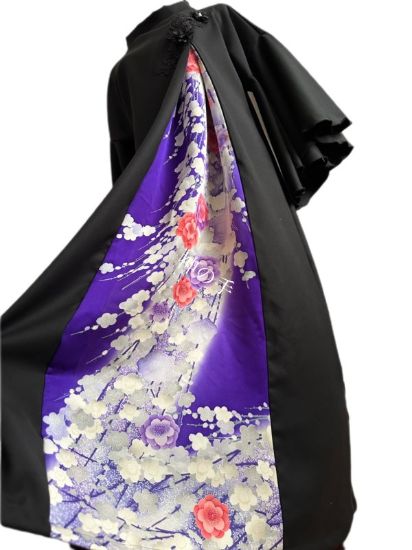 和柄 振袖 着物リメイク ワンピースドレス 黒×紫に梅 パールビーズ付き