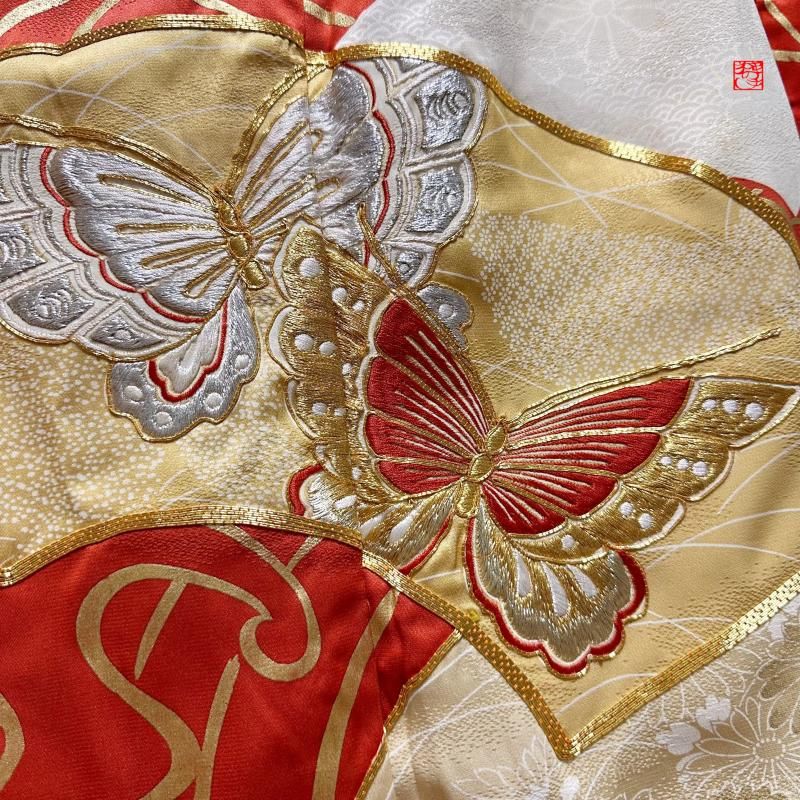 振袖　着物リメイク　ドレス　ふりふわ襟　刺繍蝶　和柄　ハンドメイド　ワンピース 豪華！振袖 着物リメイク ドレス ふりふわ襟 オフホワイトに刺繍