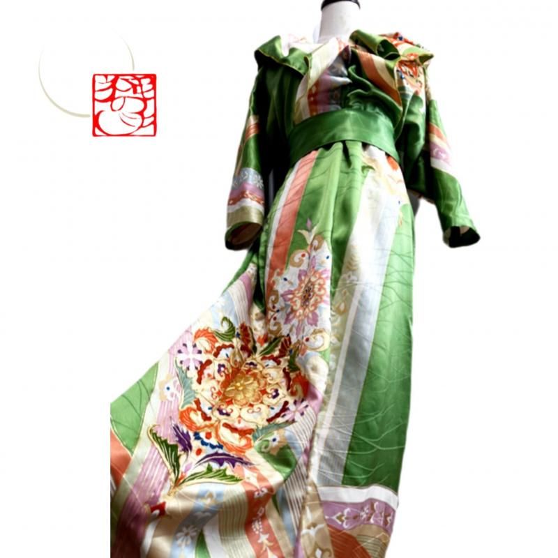 振袖　着物リメイク　ドレス　ふりふわ襟　金糸花　和柄　ハンドメイド　ワンピース 即納】高級！豪華！ふりふわ襟 振袖着物リメイクドレス 和柄