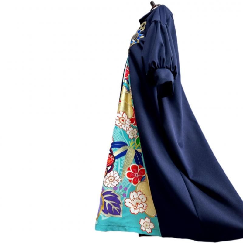 秋冬　振袖　着物リメイク　ドレス　ネイビー×金花　和柄　ワンピース　ハンドメイド 振袖 着物リメイクドレス 和柄ワンピース 変わり襟 ぽわん袖 ネイビー