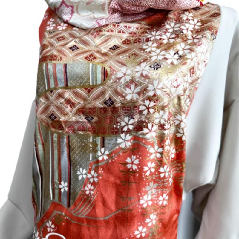 即納】振袖 着物リメイク ドレス 和柄フーディワンピース オフホワイト