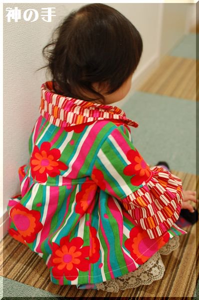 和柄 女の子ベビー服 大きめ襟付きフリルジャケット 手作り子供服の通販店 神の手