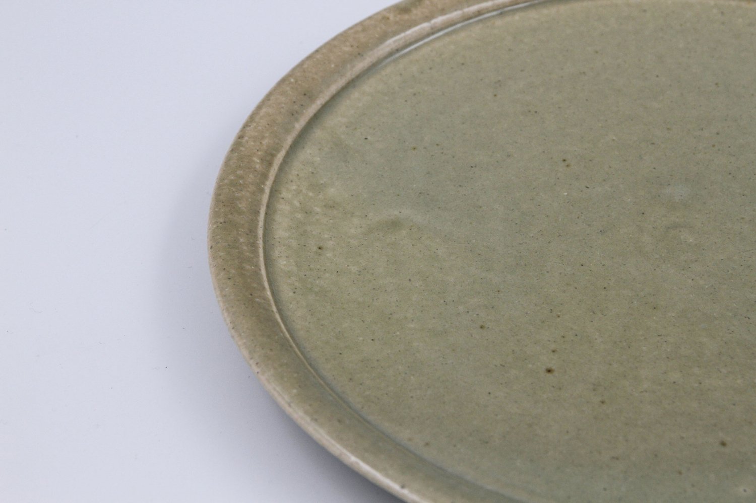 灰釉折縁皿（8寸） - 土楽 | 伊賀の里の土楽窯