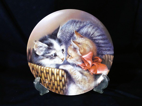 絵皿　猫　『Basket of love』より『Louie u0026 Libby』 - SMT ART Antique Tableware  Collection