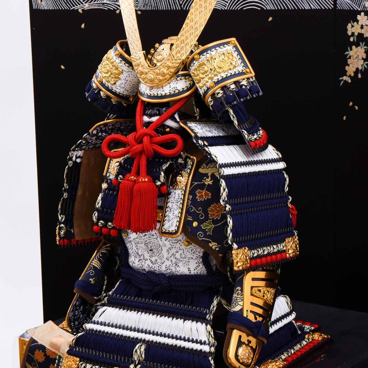五月人形 8号鎧飾り 紺中白大鎧