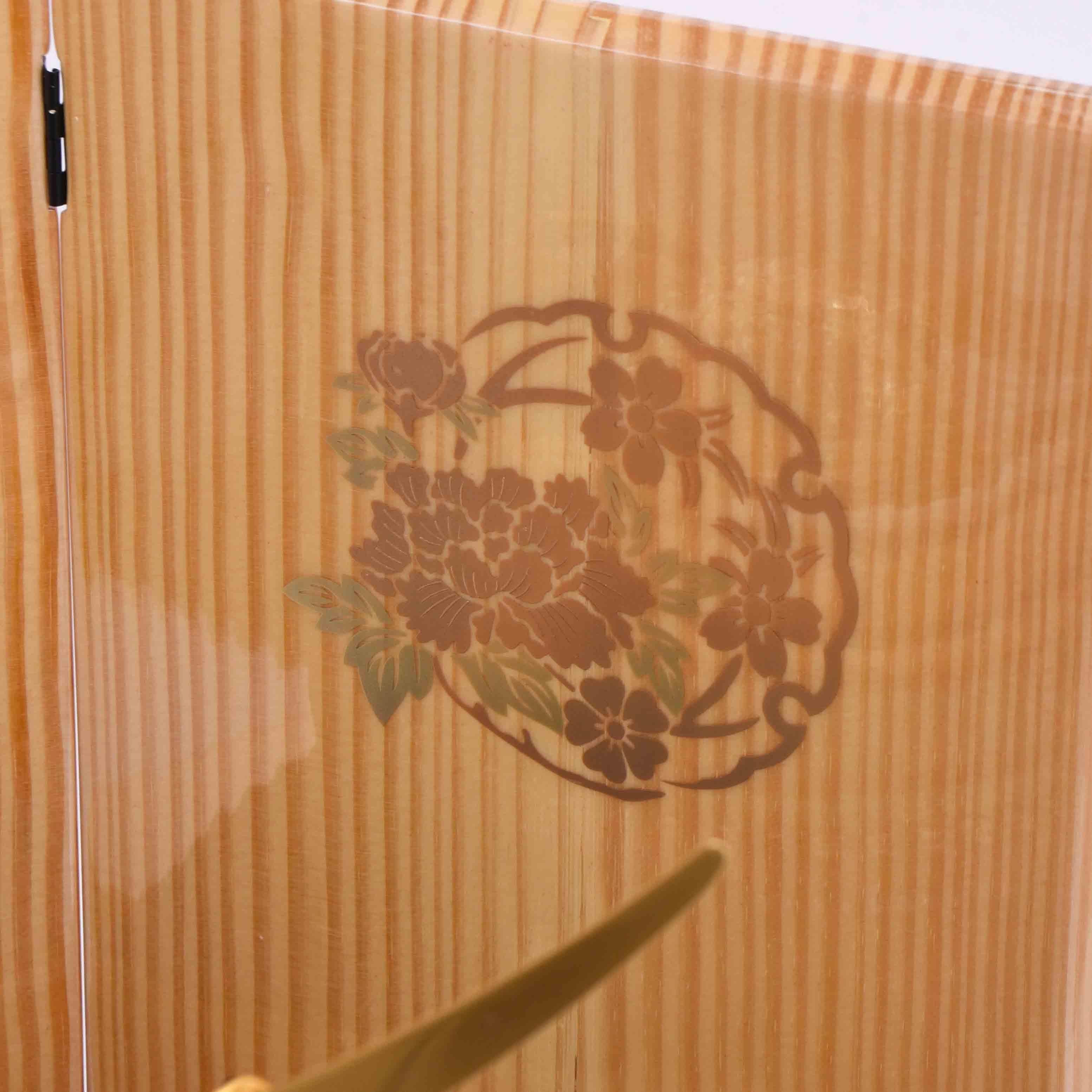 上杉謙信公 9号 兜飾り ナチュラル 白木台屏風