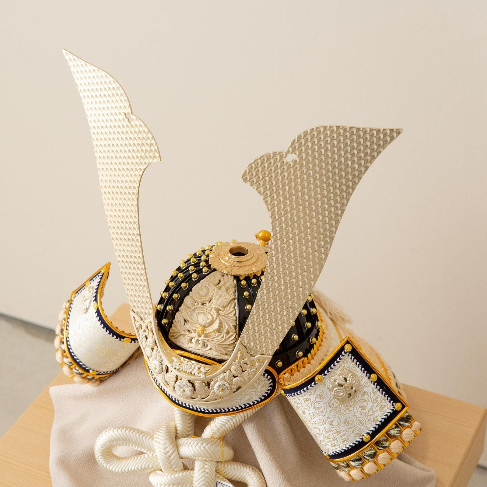 日米首脳会談 兜飾り | トランプ大統領 石破総理 贈答 - 雛人形