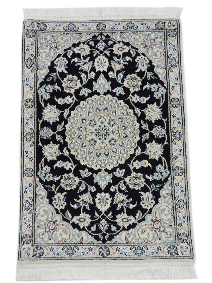 ペルシャ絨毯 カーペット ウール＆シルク 手織り ペルシャ絨毯の本場