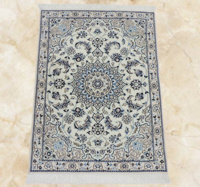 ペルシャ絨毯・カーペット ウール&シルク 手織り ペルシャ絨毯の本場
