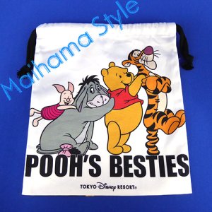 <img class='new_mark_img1' src='https://img.shop-pro.jp/img/new/icons1.gif' style='border:none;display:inline;margin:0px;padding:0px;width:auto;' />POOH'S BESTIES　きんちゃく