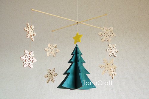 木のモビール クリスマスツリー 木製家具 木のおもちゃ 雑貨 Tanucraft オンラインショップ