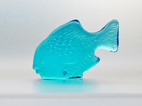 スェーデンハンドメイドガラスミントグリーン魚オブジェ