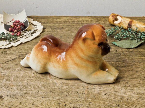 フィンランドで見つけたロシア製Lomonosov イヌの陶器フィギュア 