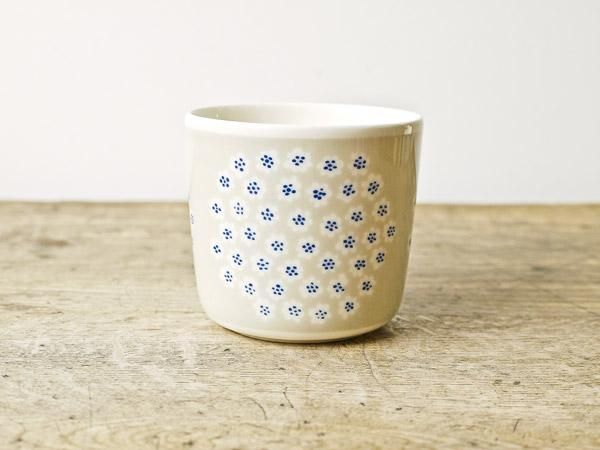 Marimekko Puketti ベージュ ラテマグ 1個 Presse 北欧 バルトの雑貨のお店 アラビア グスタフスベリ ロールストランド ヴィンテージファブリック Marimekko Puketti ベージュ ラテマグ 1個 Presse 北欧 バルトの雑貨のお店 アラビア グスタフスベリ ロールストランド ヴィンテージファブリック
