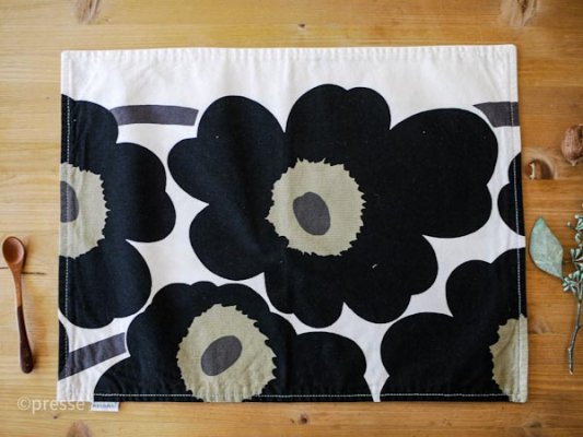 Marimekko UNIKKO ランチマット キッチンクロス A - presse 北欧