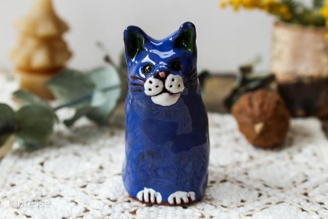 リトアニアの陶器の猫（ブルードット ・大） - presse 北欧、バルトの