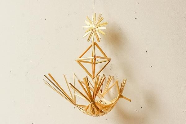 リトアニアでみつけたわら細工 ソダス オーナメント鳥A - presse