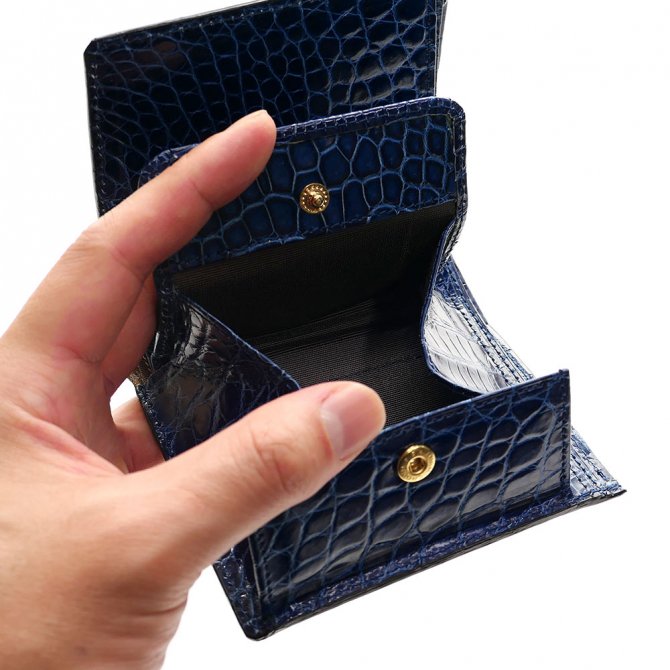 ブランドのアイテムを クロコダイル 財布 (小銭入れ) BOXタイプ大型 