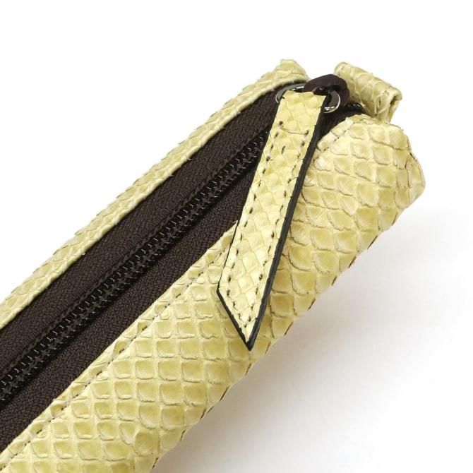 DOLCE & GABBANA ヘビ革 パスポートケース　パイソン DOLCE & GABBANA ヘビ革 パスポートケース パイソン