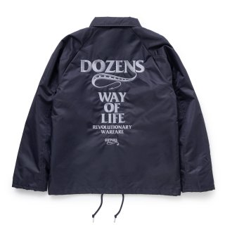 <img class='new_mark_img1' src='https://img.shop-pro.jp/img/new/icons47.gif' style='border:none;display:inline;margin:0px;padding:0px;width:auto;' />RATSBOA COACH JKT  WAY OF LIFE(NAVY  SILVER GRAY)