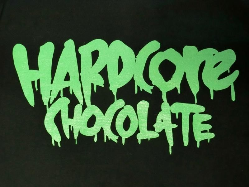 フルメルティッドハードコアチョコレート ベーシックロゴTシャツ