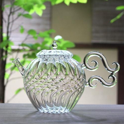 glass atelier えむに ガラス茶壺