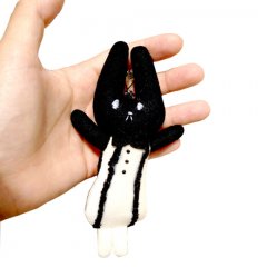 うさぎさん　人形（小）　携帯ストラップ　　【黒　BLACK】