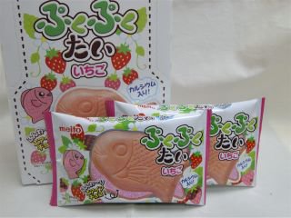 ぷくぷくたい エアインいちごチョコ（10袋入り）単品参考上代70円 - 【駄菓子の通販】駄菓子とおかしのみせ エワタリ