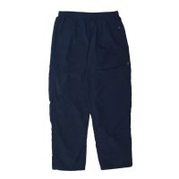 <img class='new_mark_img1' src='https://img.shop-pro.jp/img/new/icons8.gif' style='border:none;display:inline;margin:0px;padding:0px;width:auto;' />EAZY MISS - LOOSE NYLON PANTS (Navy)の商品画像