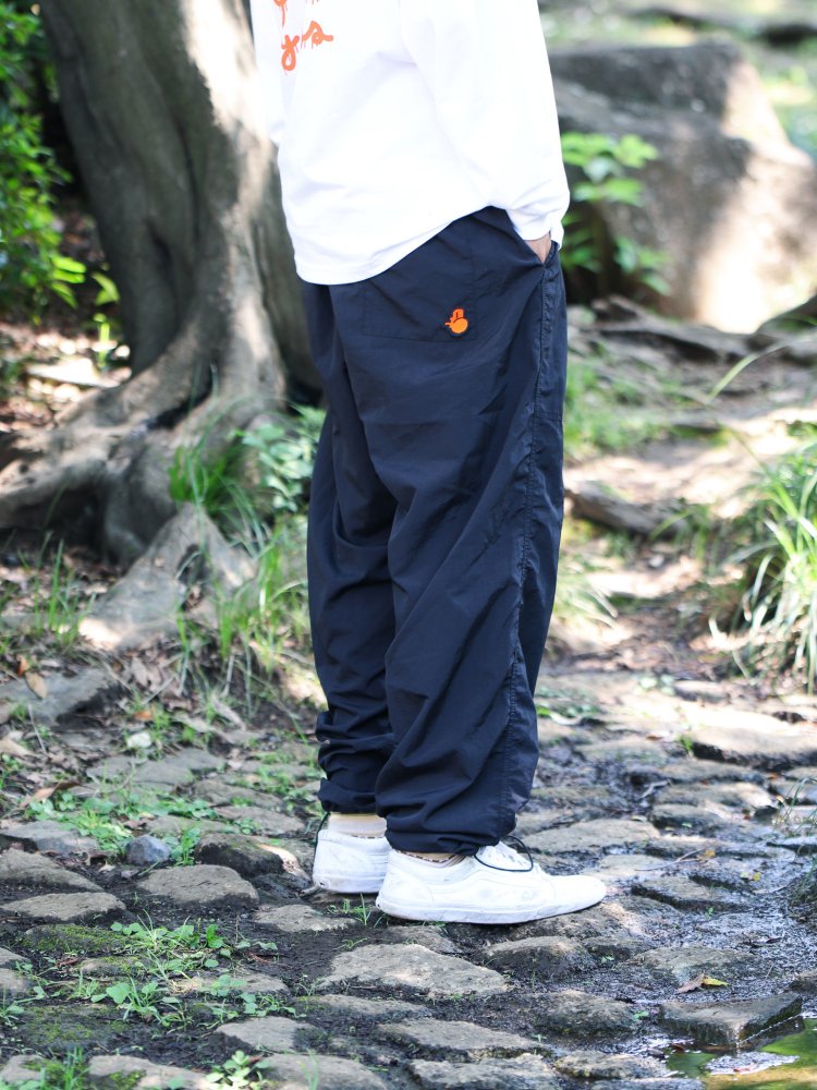 EAZY MISS(イージーミス) |EAZY MISS - LOOSE NYLON PANTS (Black)