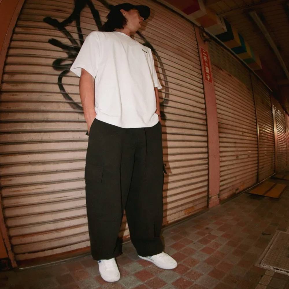 EAZY MISS(イージーミス) |EAZY MISS - LOOSE WIDE CARGO PANTS (Black)