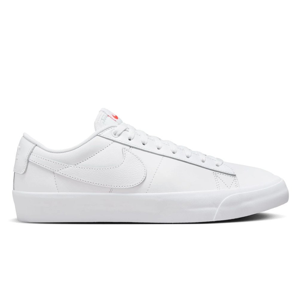 NIKE SB (ナイキ・エスビー) |NIKE SB - ZOOM BLAZER LOW PRO GT ISO オレンジレーベル (Triple  White)