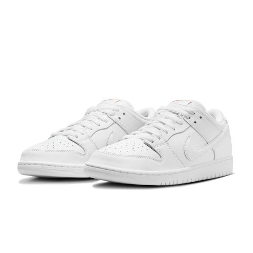 <img class='new_mark_img1' src='https://img.shop-pro.jp/img/new/icons8.gif' style='border:none;display:inline;margin:0px;padding:0px;width:auto;' />NIKE SB - DUNK LOW PRO ISO 󥸥졼٥ (Triple White) FJ1674-100ξʲ